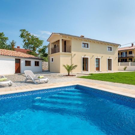 Tranquil Holiday Home In Labin With Private Swimming Pool Exterior foto